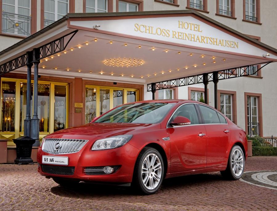  Buick Regal 2008 года  (фото 31 из 37)